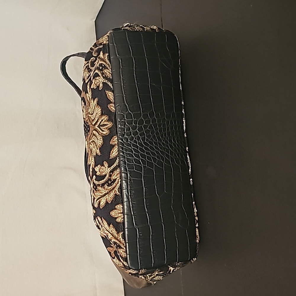The Sak Bag - Picture 3 of 4